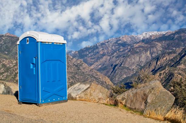 Best Porta potty rental near me  in Savannah, MO